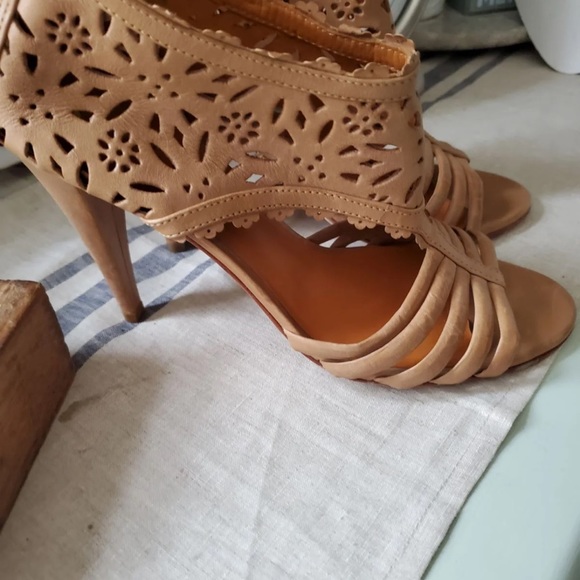 Pour La Victoire Shoes - Pour la Victorie heels size 8